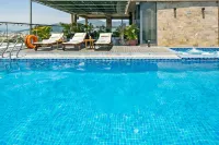 Bliss Luxury Hotel - de playa