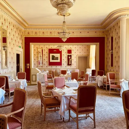 Dryburgh Abbey Hotel
