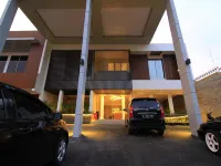 Vinotel Cirebon Hotels in Cirebon City