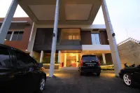 Vinotel Cirebon Hotels in Cirebon City