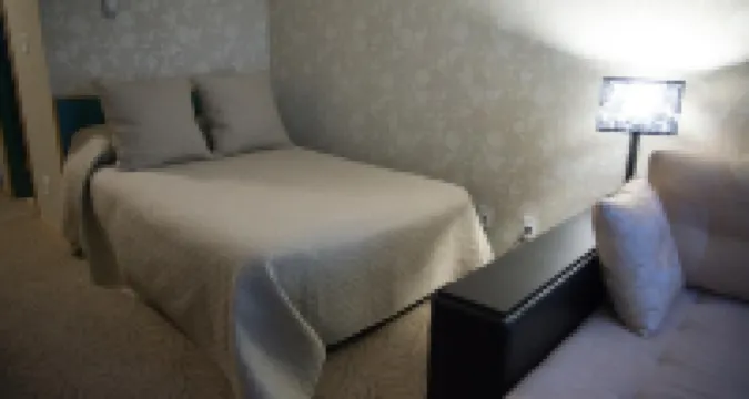 Alberta House فنادق في نيجنفارتوفسك