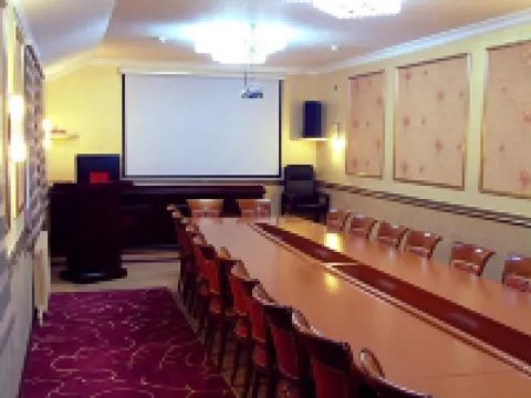Amsterdam Hotel Aktobe โรงแรมในอักเตอเบีย 