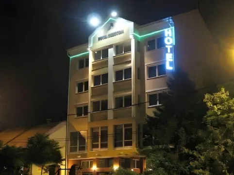Chesscom Hotel