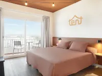 Tent Bahia de Palma Hotels in Llucmajor