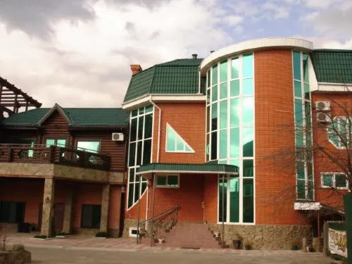 Вилла Клаб (Villa Club)