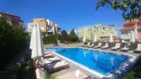 Family Hotel Muses - Beach