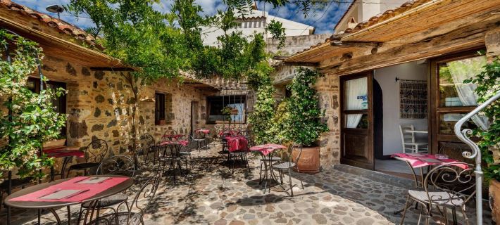 Albergo Diffuso Mannois Hotels in Orosei