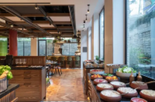 Hotel Nucha-Fattal Colors