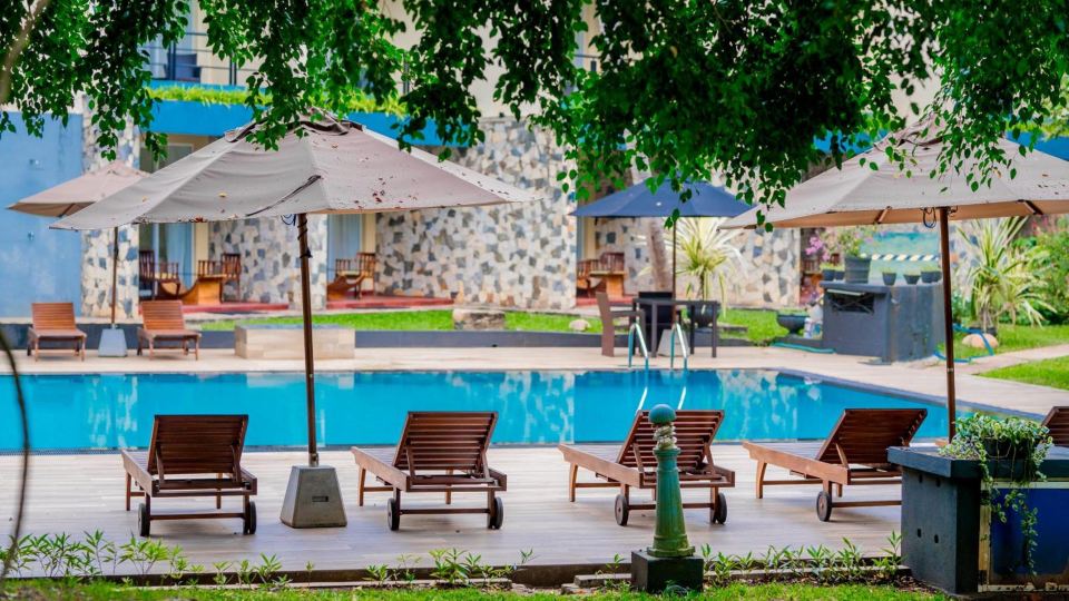 Miridiya Lake Resort