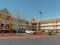 Studio 6 Extended Stay Sacramento Arden Way CA Các khách sạn gần Khu thương mại hội chợ Arden