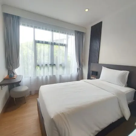 HOTEL IMAM BONJOL