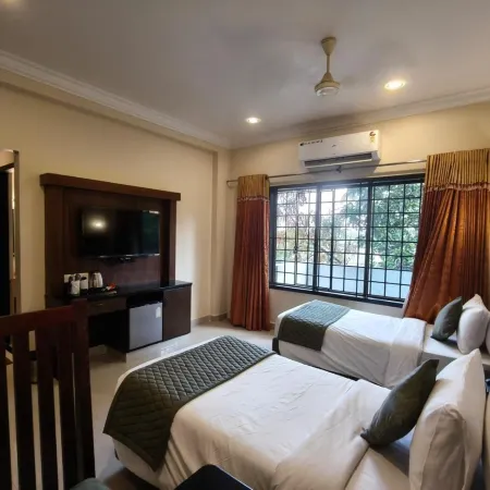 HOTEL SAHANA CASTLE