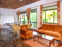 Hotel Ameliya Hotels near Kandy Clock Tower