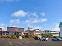 Holiday Inn ST. JOHN'S CONFERENCE CENTRE by IHG Hotels near The Fluvarium