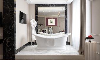 Dionis Art Apartments Apart-Hotel