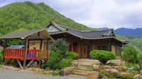 Inje Garam Pyeonbaek Pension Hotels near Bangtaesan Recreational Forest