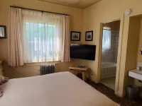 Historic Dow Hotel Hotels in Lone Pine