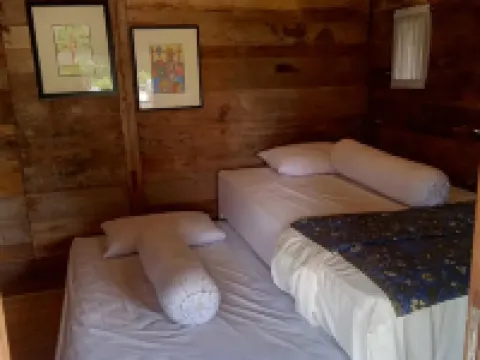 Rumah Jawa Antik Hotels in Cijeruk