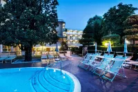 Hotel Bisesti - Pools
