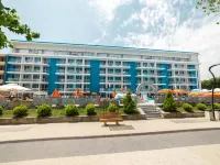 Bavaria Blu Hotel and Conference Centre Hotels near Modern Beach