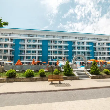 Bavaria Blu Hotel and Conference Centre