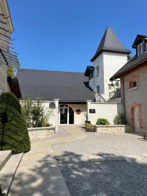 聖熱尼克城堡附樓 - 家庭旅館
