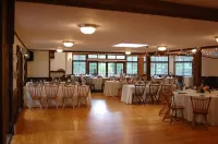 Summit Lodge - breakfast