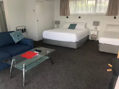 Coachman Motel Hotels in Upper Riccarton