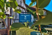 The Woolpack Inn - Parkplatz