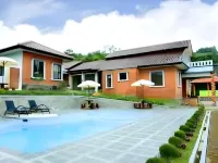 Osmond Villa Resort - Pools