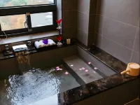 Natural View Hotel
