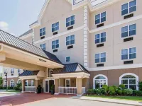Quality Inn & Suites I-35 E-Walnut Hill Hotels in der Nähe von Freizeitpark Zero Gravity