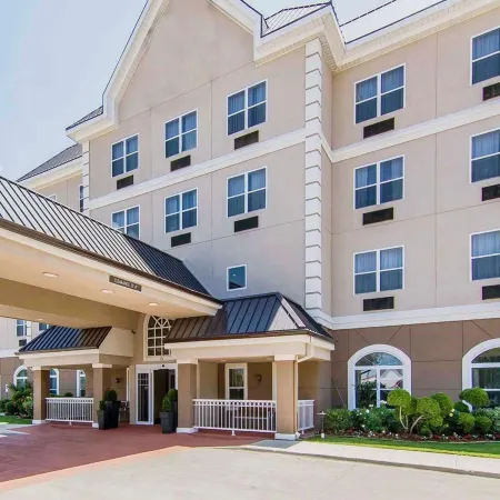 Quality Inn & Suites I-35 E-Walnut Hill