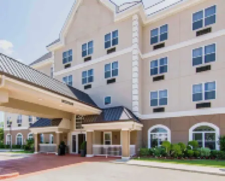 Quality Inn & Suites I-35 E-Walnut Hill