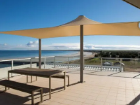 Wallaroo Marina Apartments