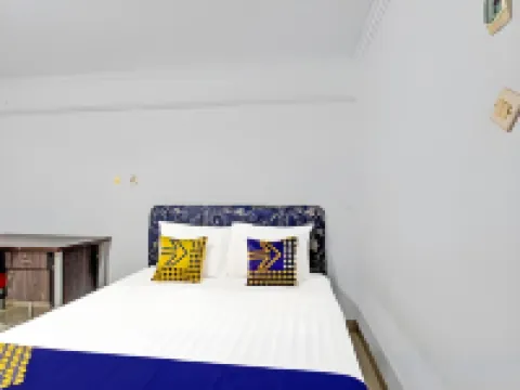 Homestay Tentrem Simpang Lima Hotels in Pati Regency