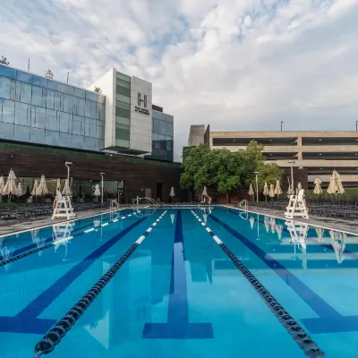 The Hotel & Athletic Club at Midtown Hotels near Roscoe Village