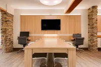 Microtel Inn & Suites by Wyndham Clarion Hotel a Clarion County