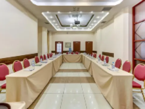 The Hotel Complex Tourist オムスクのホテル