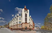 Hotel Toyan