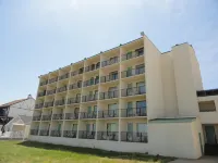 Best Western Plus Holiday Sands Inn  Suites Hotels in Norfolk