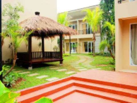 Bali de Anyer Hotel & Restaurant Hotels near Penginapan Carita