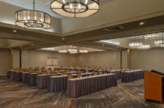 Sheraton Albuquerque Airport Hotel