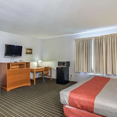 Motel 6 Grand Rapids, MI - Northeast Отели рядом с достопримечательностью «Арена «Ван Андел»»