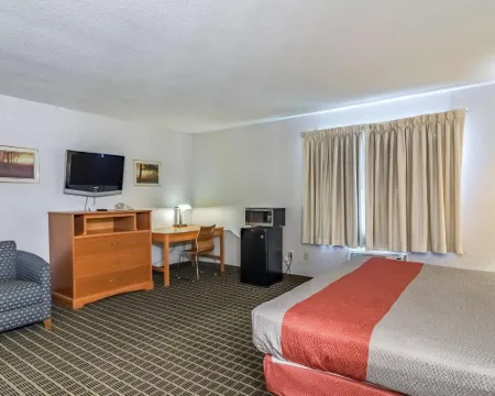 Motel 6 Grand Rapids, MI - Northeast Hotels in Grand Rapids