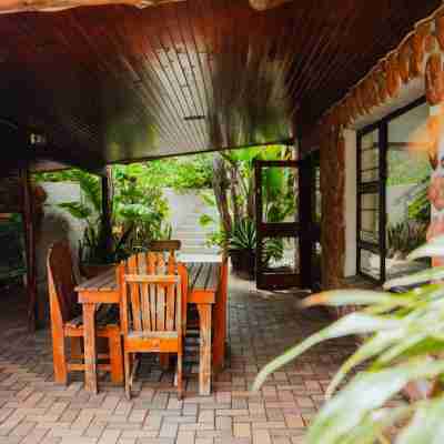 Island Vibe Jeffreys Bay Hotel Exterior