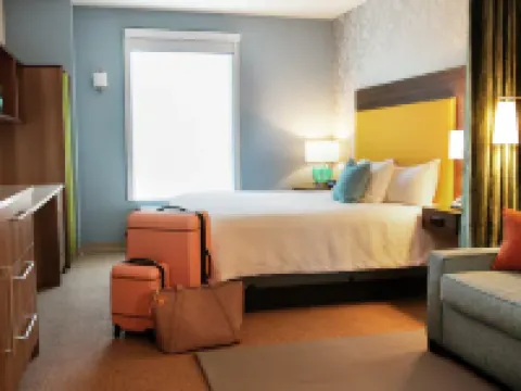 Home2 Suites by Hilton Racine Hotels in Racine County