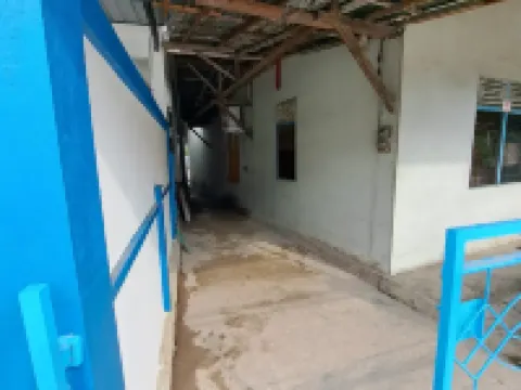 Airin Kost and Homestay Hotels in Sedau