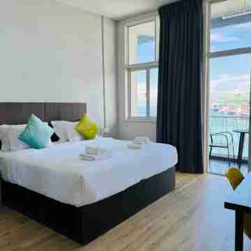 COOLIV Apartments Rooms