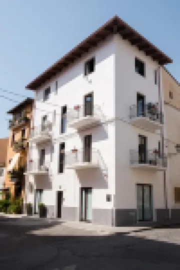 皮那裡娜家庭旅館